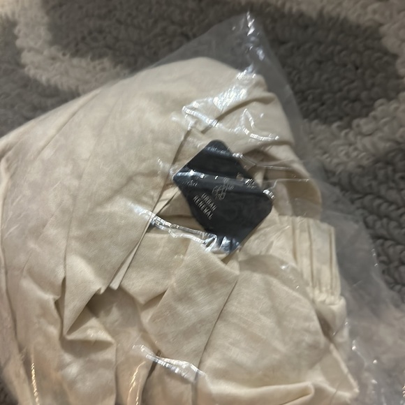 Urban Renewal Made In LA Eco Linen Wide Leg Pull-On Beach Pant - Picture 5 of 5